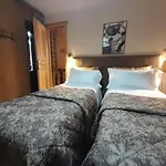 מלון Astoria 3*