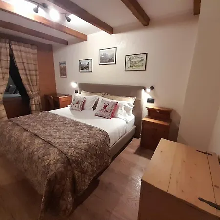 Astoria 쿠르마예