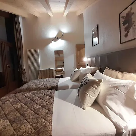 Astoria Hotel 3*