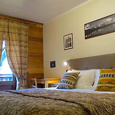 Astoria Hotel 3*